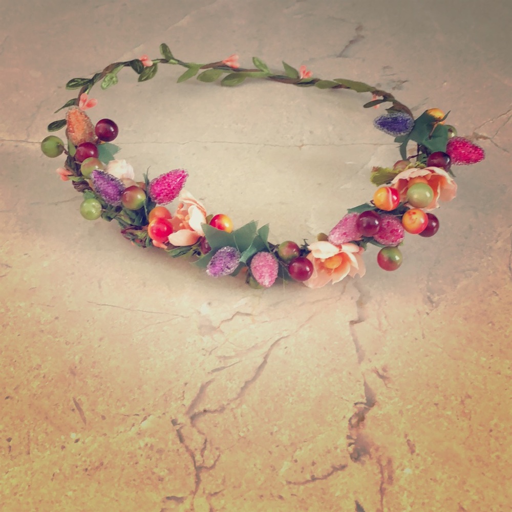 😍Beautiful Colorful Floral Headcrown 😍
